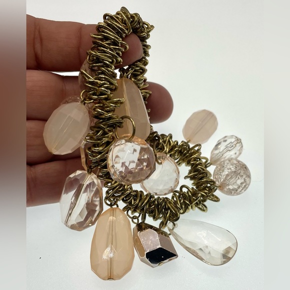 3 for $30 Vintage Gold Tone Stretch Linked Cha-Cha Dangle Lucite Charm Bracelet - Picture 6 of 6